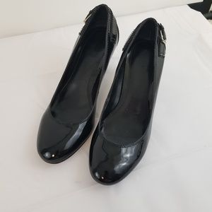 Lauren Ralph Lauren Black Patent Leather Heels 7.5